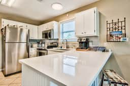 Pet Friendly! Seagrove 30A! 1st Floor. Pool/Tennis!