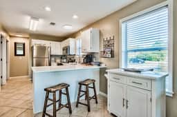 Pet Friendly! Seagrove 30A! 1st Floor. Pool/Tennis!