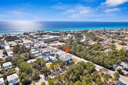 Huge Corner House 30A! Free Bikes/Walk to Beach!