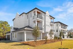 Huge Corner House 30A! Free Bikes/Walk to Beach!