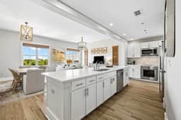 Luxury 30A Condo - Walk to Beach & Restaurants