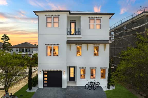 Brand New! 30A! Private Pool. Free Bikes. - Image 1