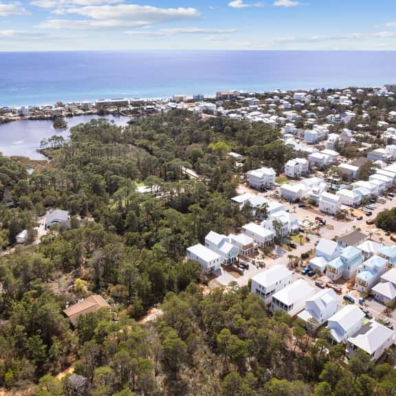 Dune Allen/30A! Access to Pool, walk to Beach/Stinky's! - Image 1