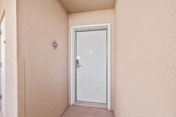 Topsl Summit Condo! Pools/Beach. Ocean View!