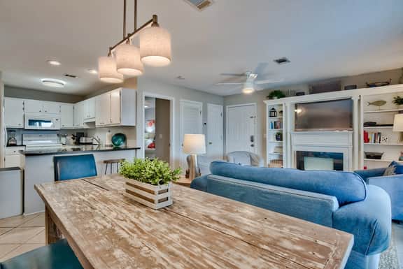 Seagrove 30A! Building next to Pool/Tennis.