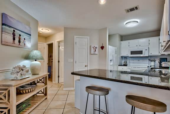 Seagrove 30A! Building next to Pool/Tennis.