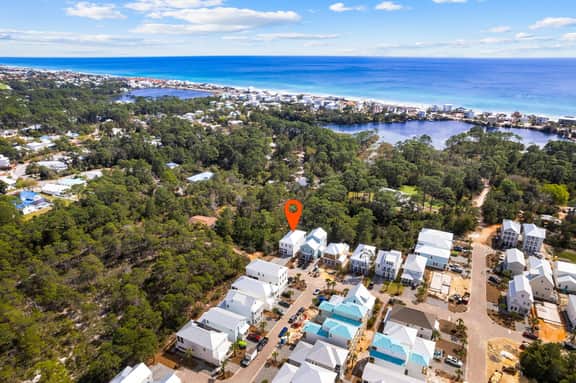 Dune Allen/30A! Access to Pool, walk to Beach/Stinky's!