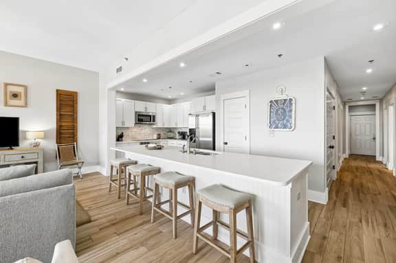 Luxury 30A Condo - Walk to Beach & Restaurants
