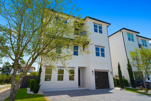 New Luxury 30A Beach Home + Pool + Golf Cart + Bikes - Image 3
