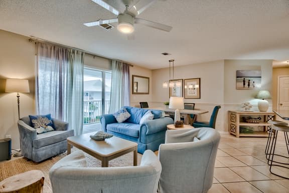 Seagrove 30A! Building next to Pool/Tennis.